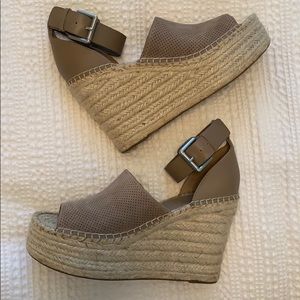 Marc Fisher wedges